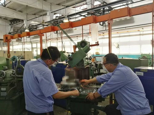 岗位奉献 粽 是情 团结协作端午忙
